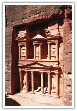 img_treasury3.jpg